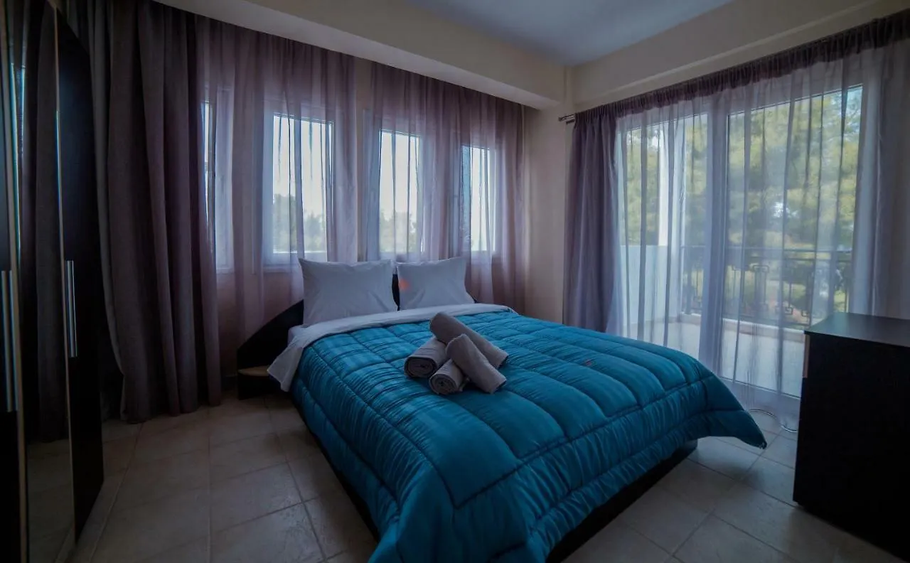 Nocleg ze śniadaniem Muses Deluxe Apartments Néa Fókaia